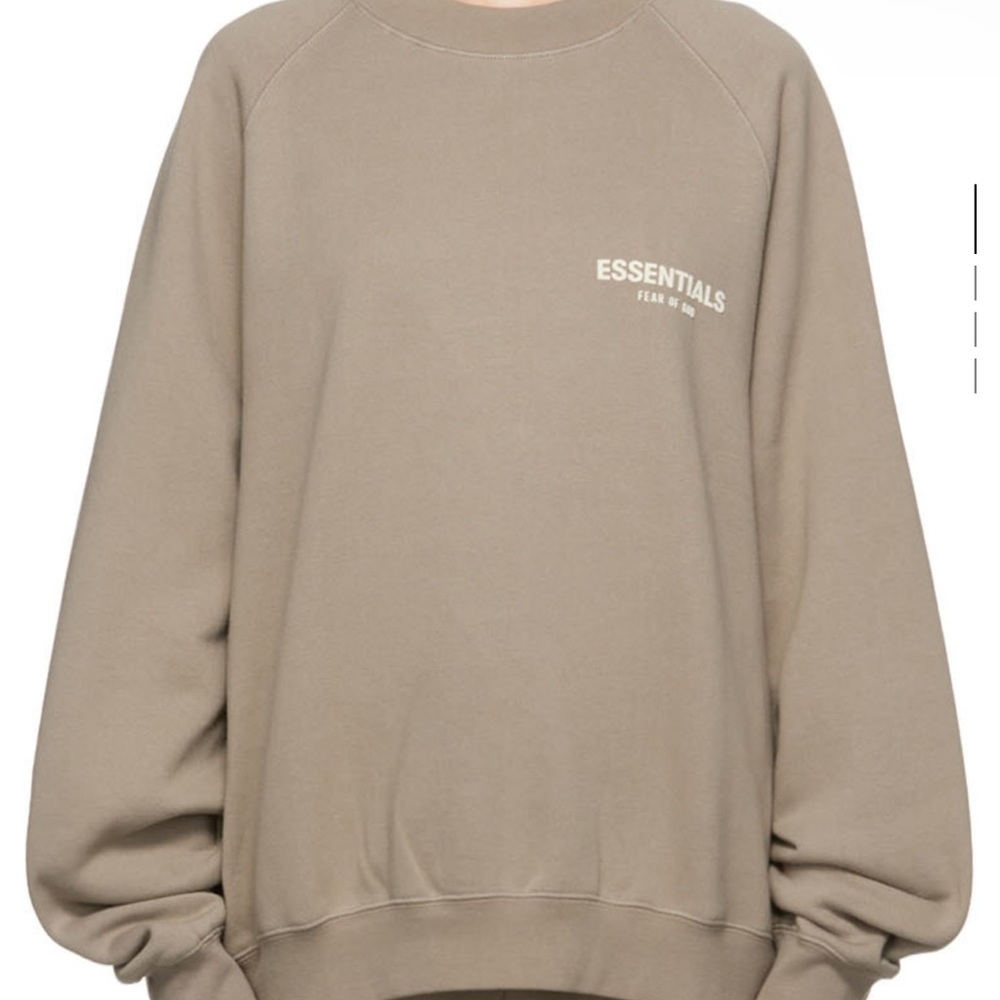 ESSENTIALS - TAUPE CREWNECK